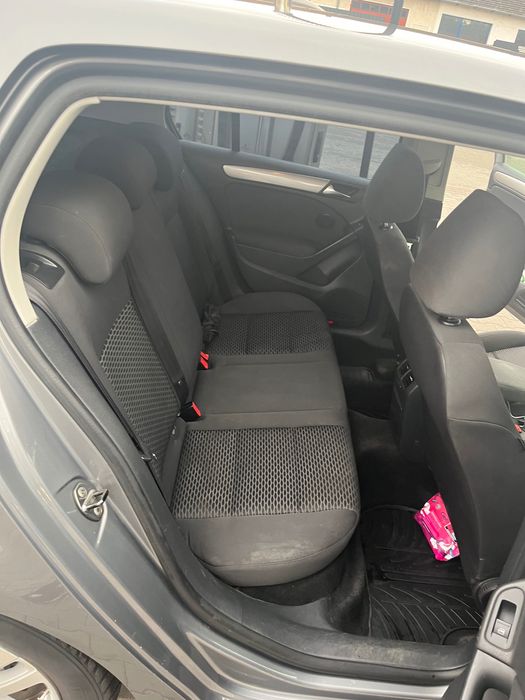 Vând Volkswagen Golf 6 TDI