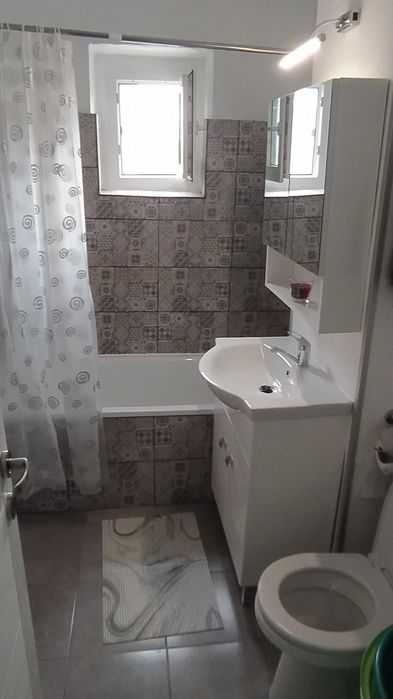 Ap de inchiriat zona H-uri