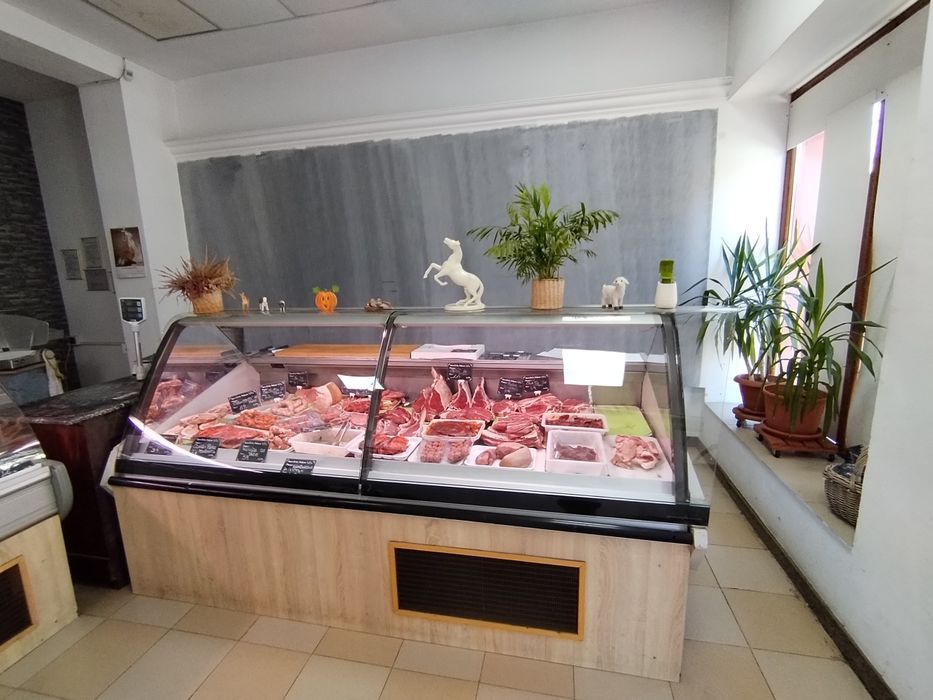 Măcelărie de vanzare
