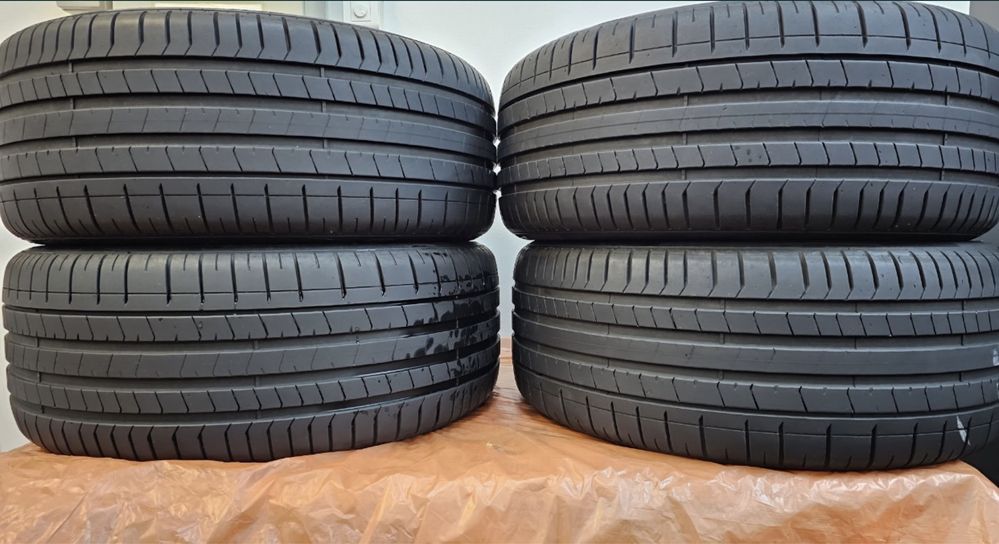 285 45 20 PIRELLI P-ZEEO PZ4