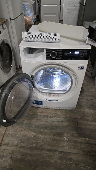 Сушилня Electrolux 9kg wi-fi 3D