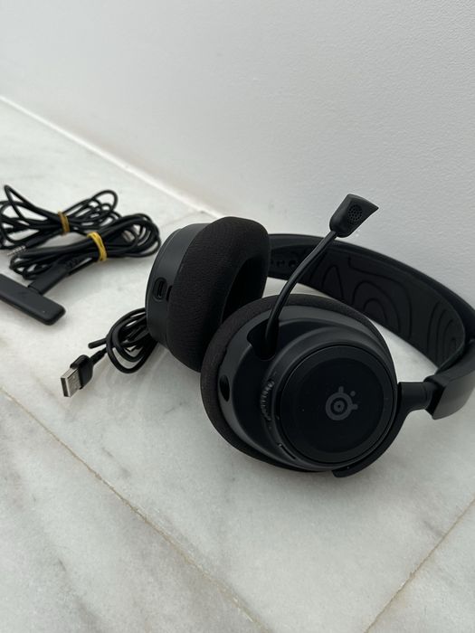 Casti gaming Steelseries Arctis Nova 7X Wireless