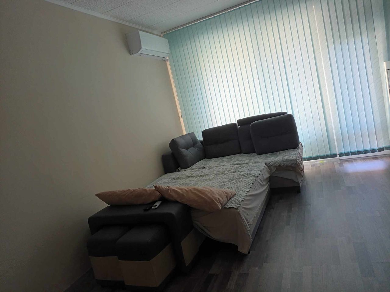 Продава се Тристаен апартамент в Враца, Дъбника - 75 кв.м за 1109 €/кв.м - Снимка #2