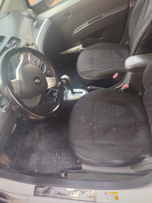 Spark sotiladi 2017 yil avtomat