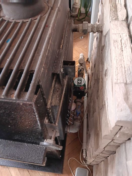 Камина с водна риза Герканд Елара