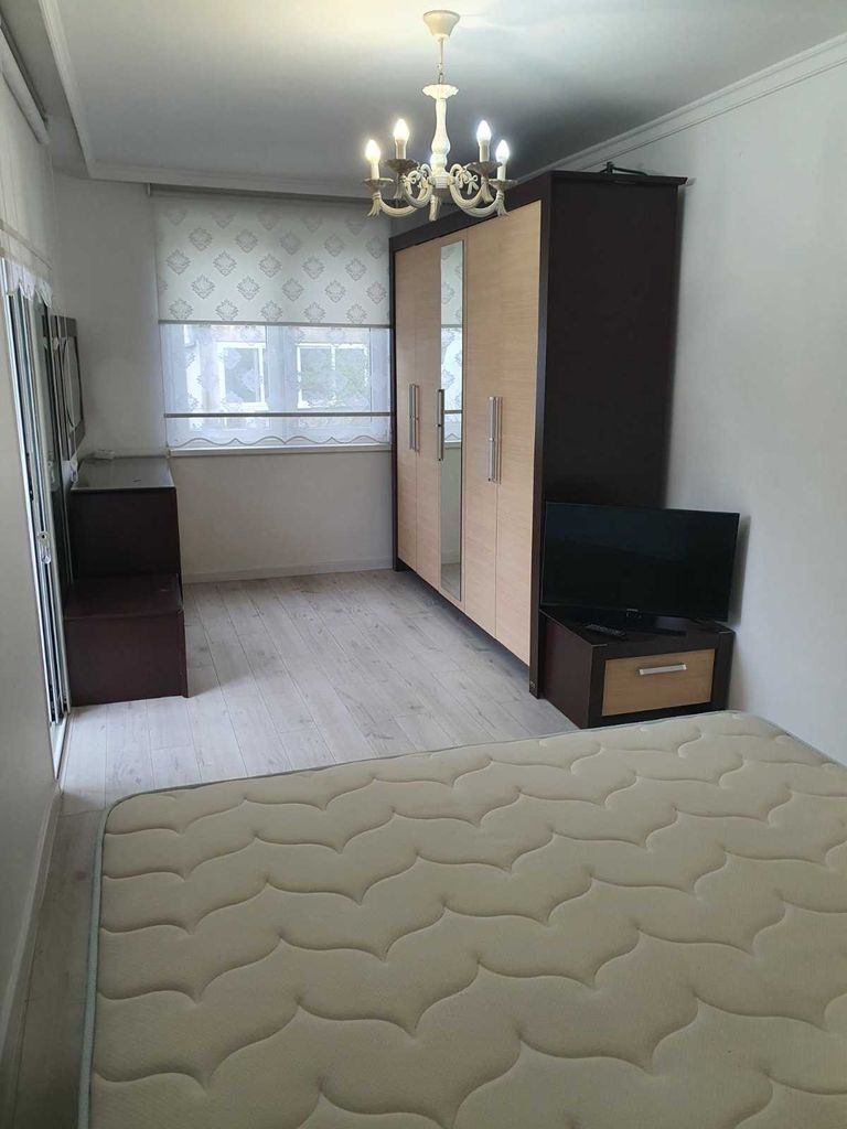 Дава се под наем Тристаен апартамент в Пловдив, Кършияка - 100 кв.м за 600 € - Снимка #12