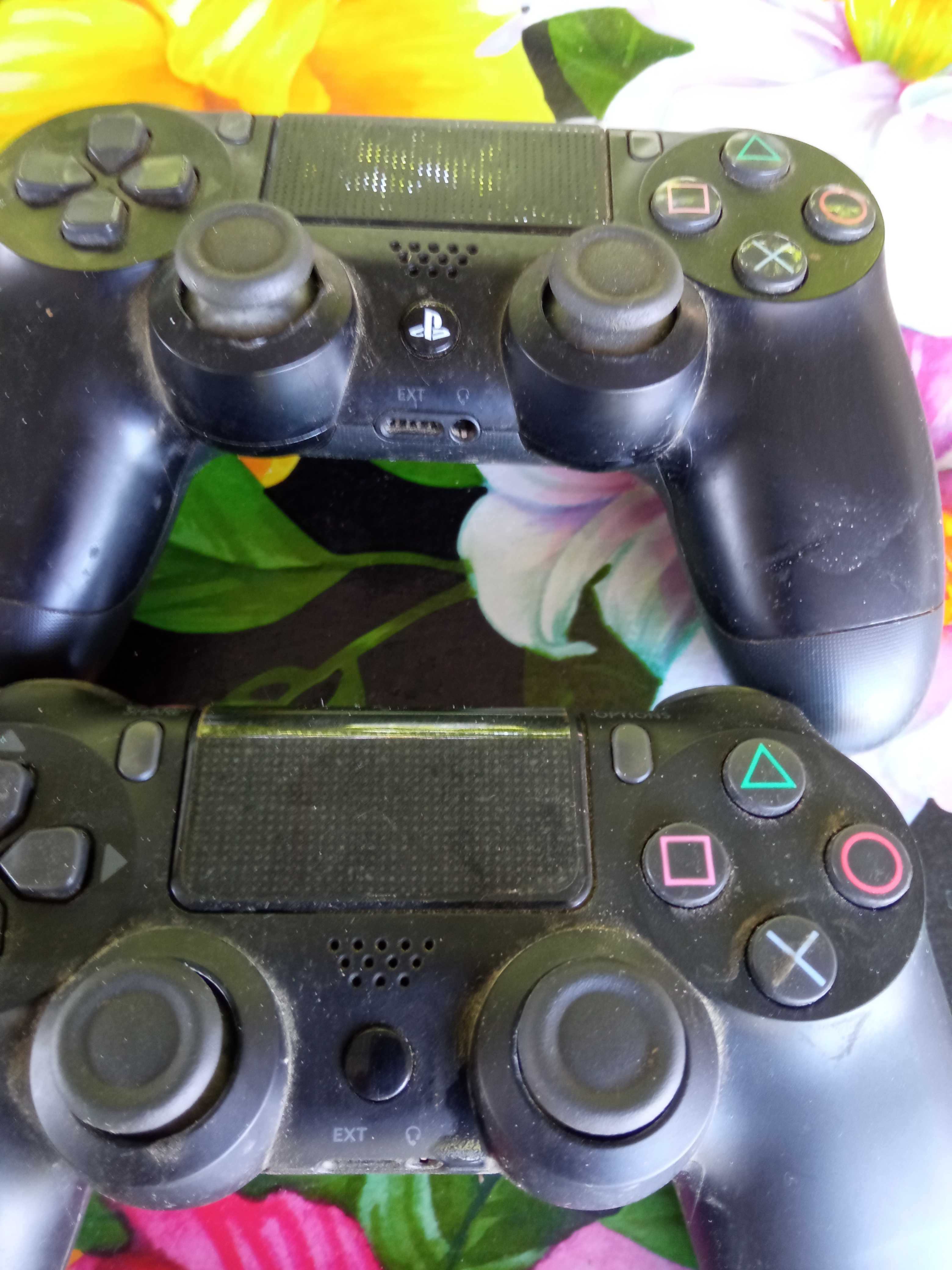 Ps4 slim  два джойстика+ игра подарък