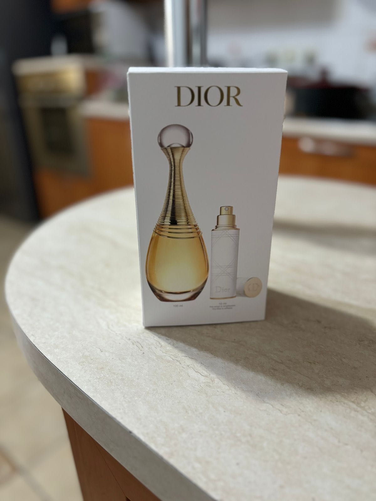 Продам парфюм dior j’adore 100 ml +  подарок оригинал