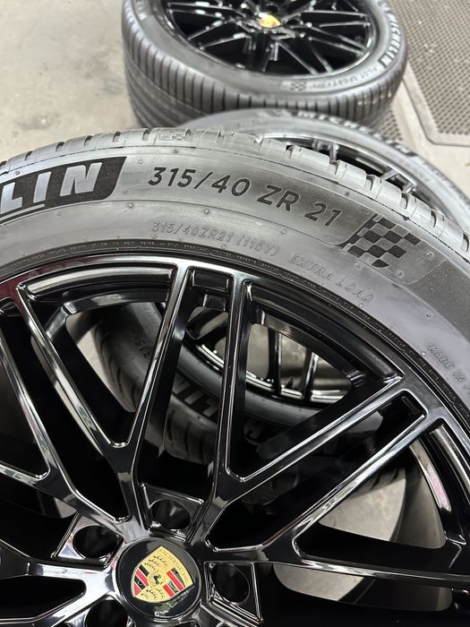 Anvelope vara NOI 285/45/21 cu 315/40/21 Michelin-PORSCHE CAYENNE LCI