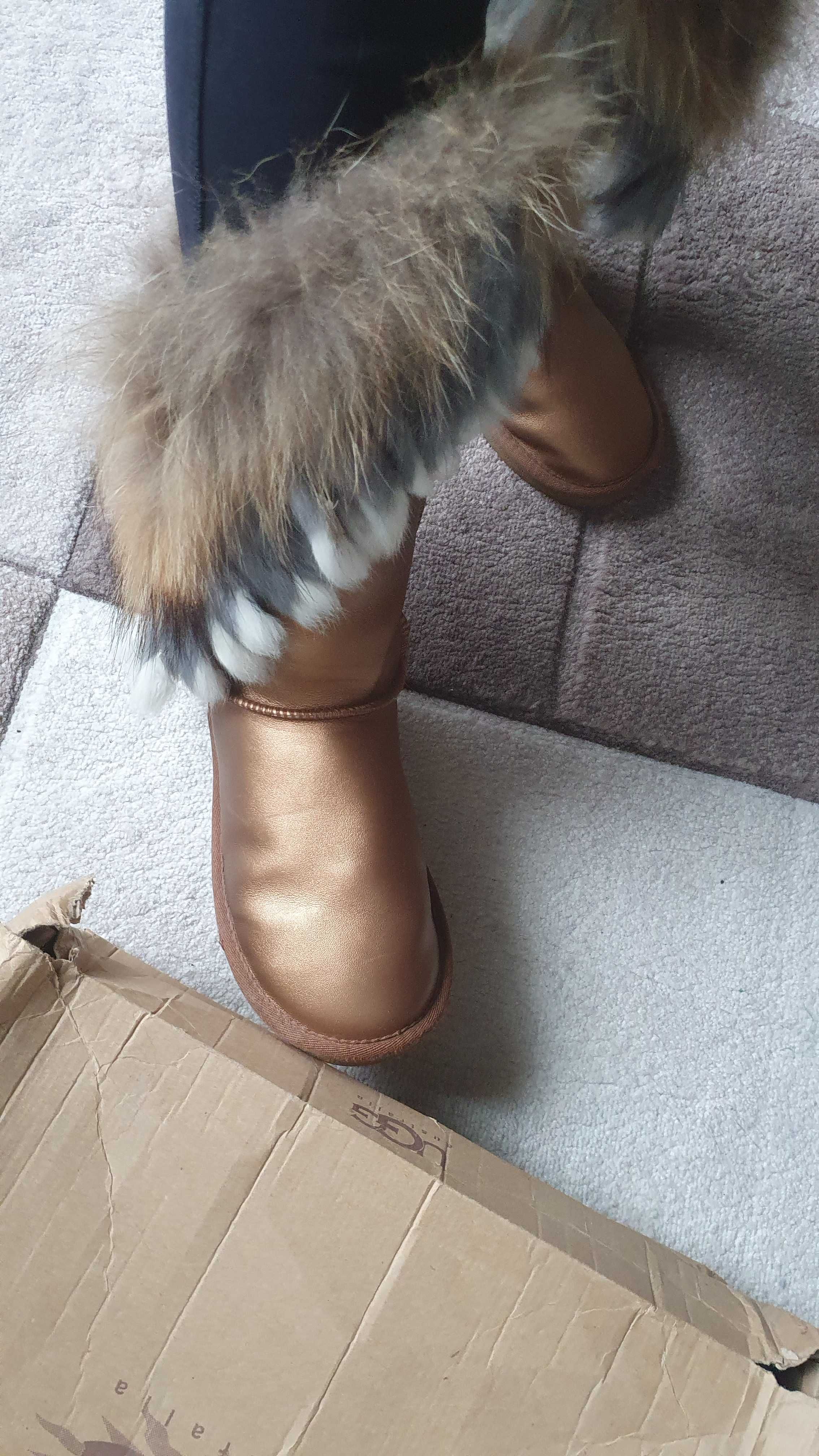 Зимни ботуши UGG