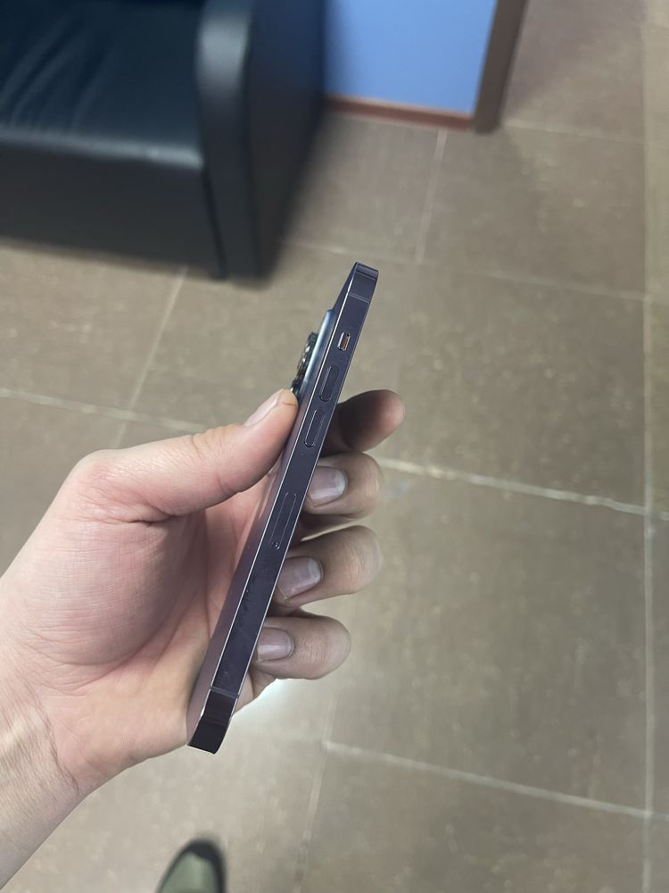 Продам iPhone 14 Pro