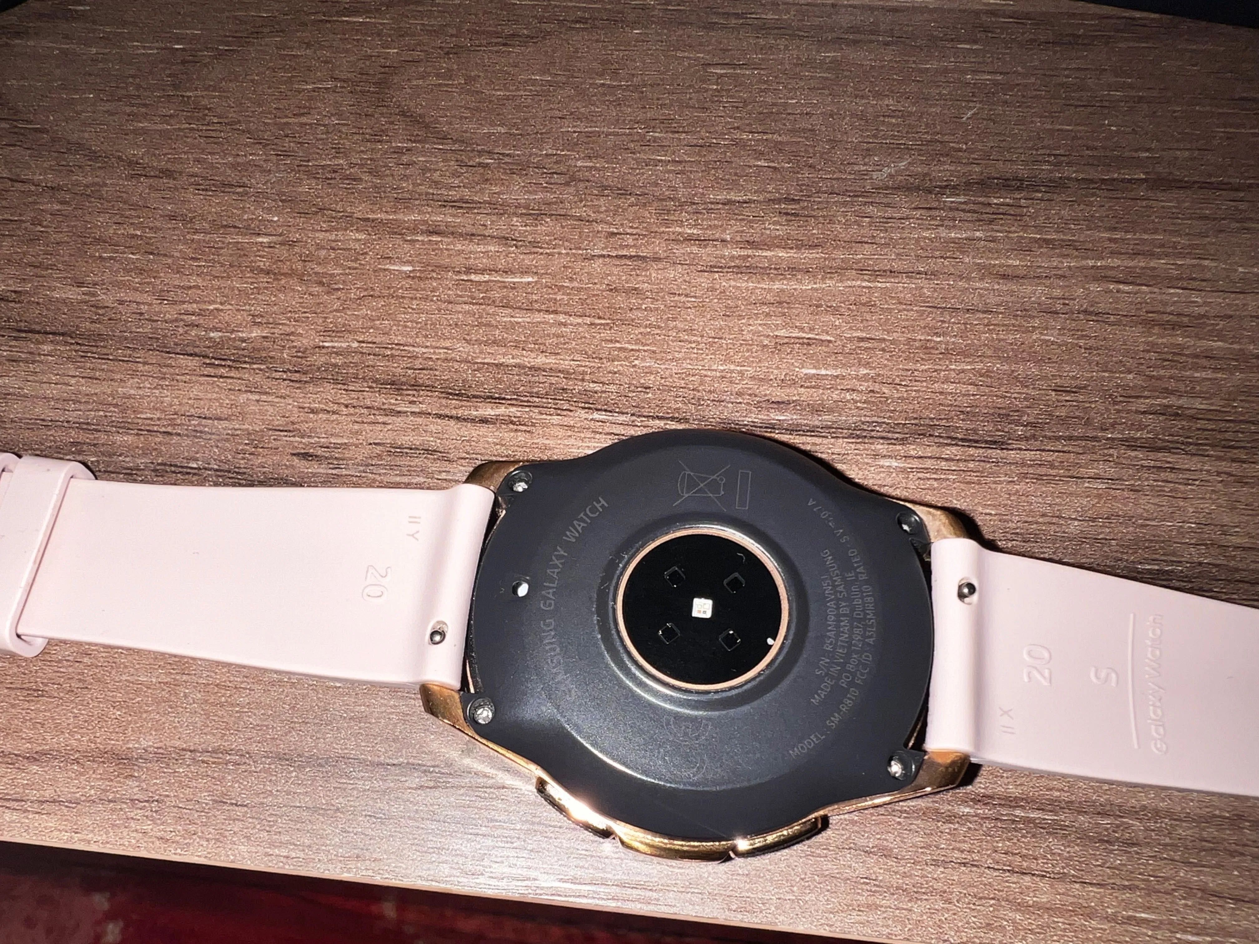 Samsung Galaxy Watch, 42 мм, Rose Gold