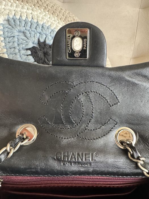 Chanel Черна Чантичка от Естествена Кожа