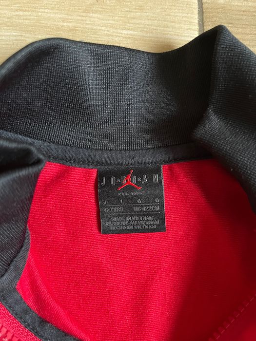 Костюмът оригинален Jordan 116-122