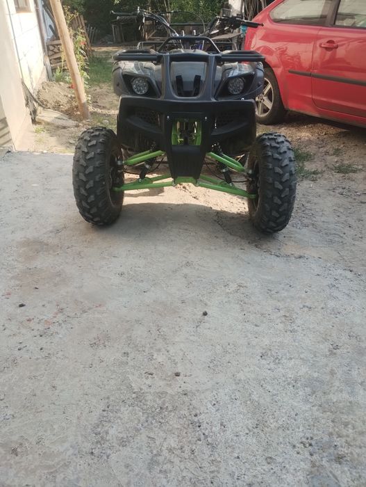 Vând atv de 200cc