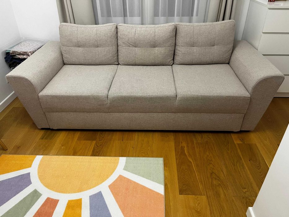 Vand canapea 3 locuri extensibila