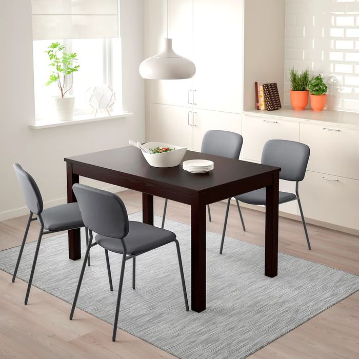 Masa neagra eleganta Ikea