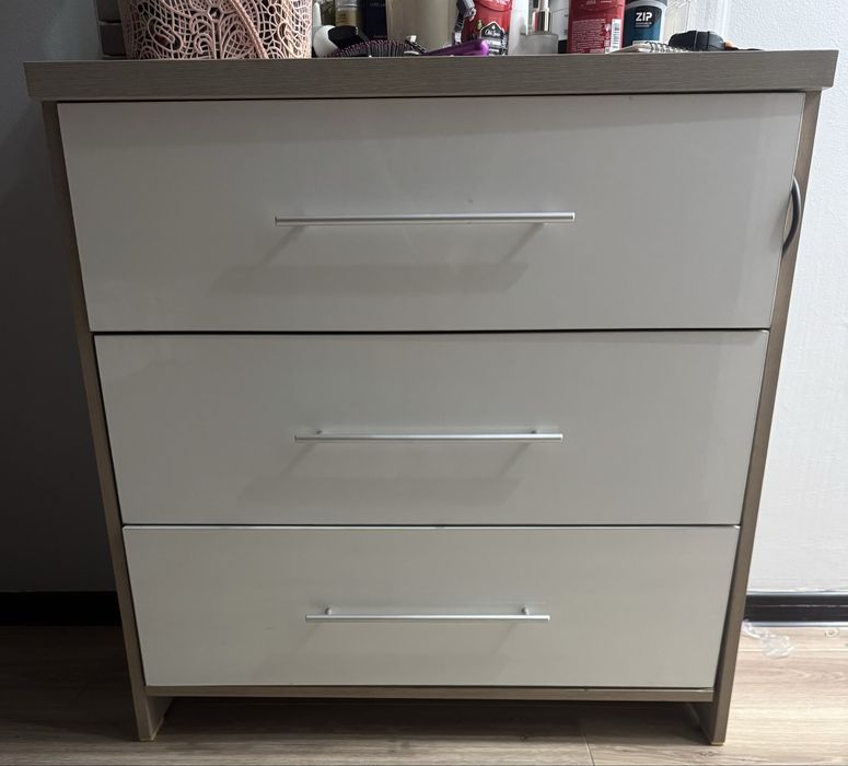 Продам комод для вещей