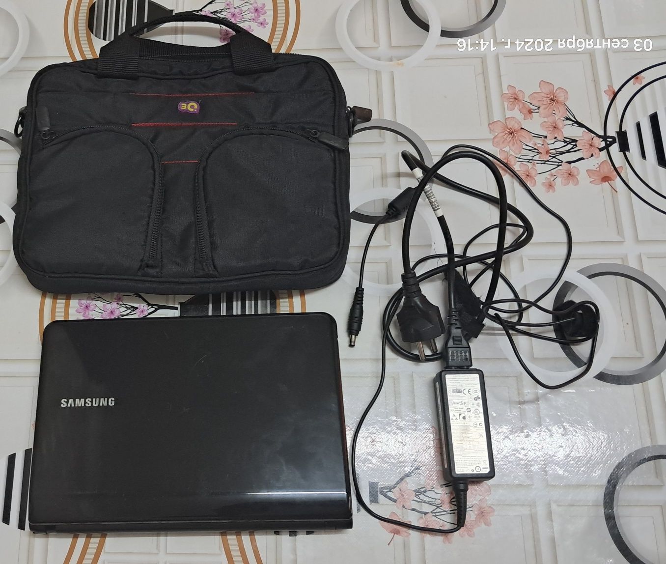 Нетбук (мини ноутбук) Samsung NP-NC110
