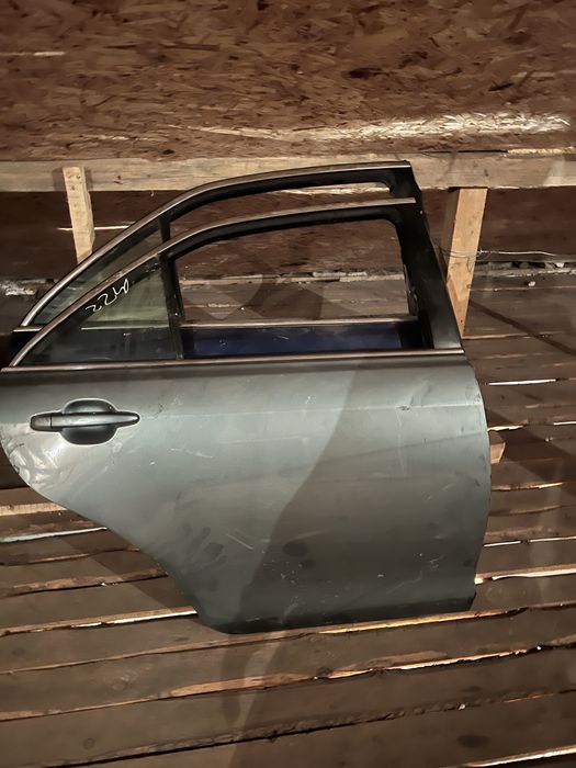 Двери Toyota Camry40