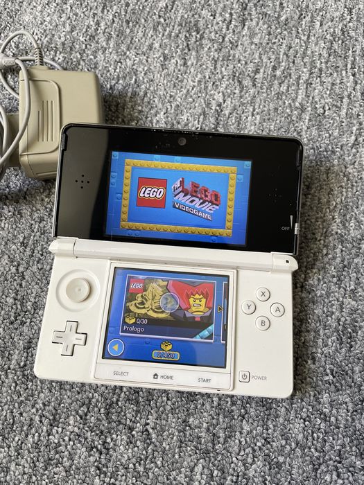 Consola joc NINTENDO 3DS Model CTR-001 cu joc Lego
