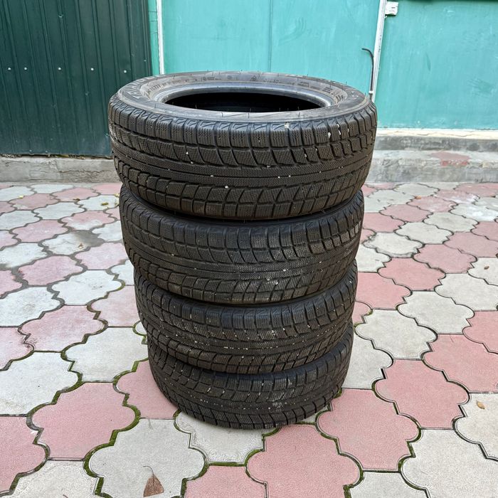 Зимные шины - Triangle 215/60 R16. Практически новые