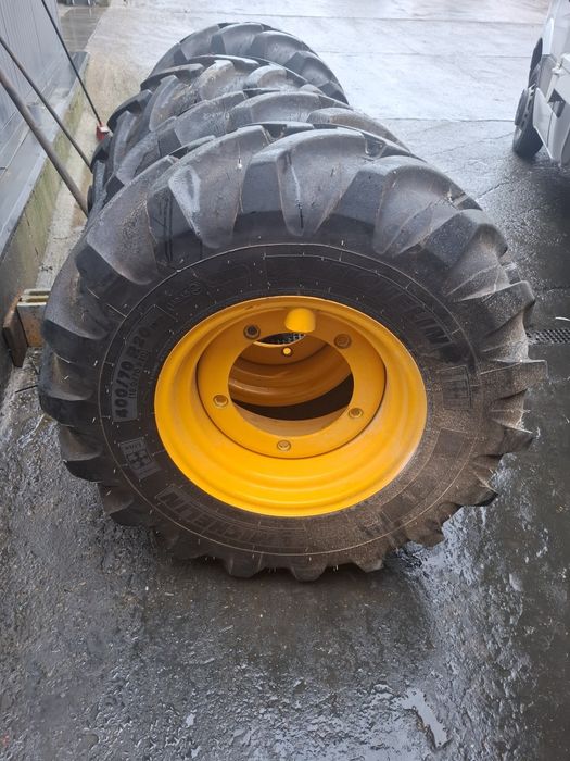 Roti jcb 400/70R20 Michelin