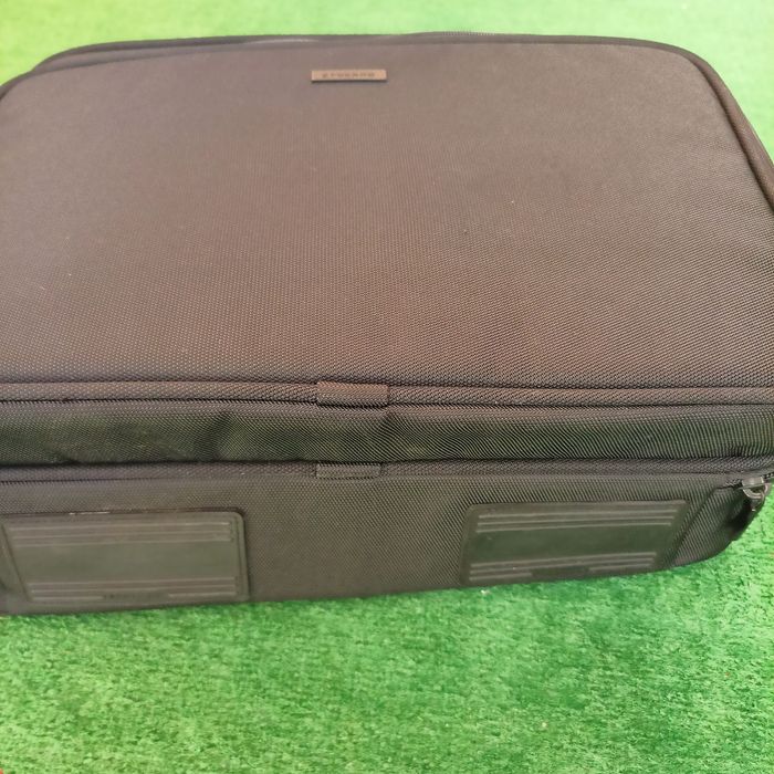 Geantă laptop Tucano