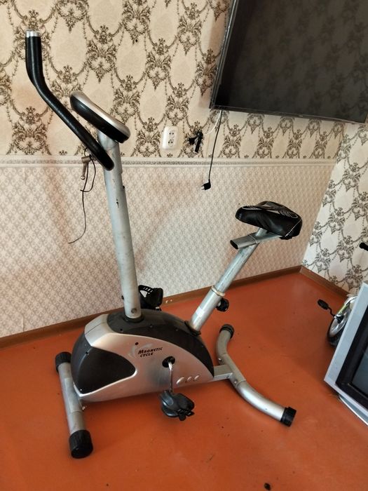 Велотренажёр Срочно продам