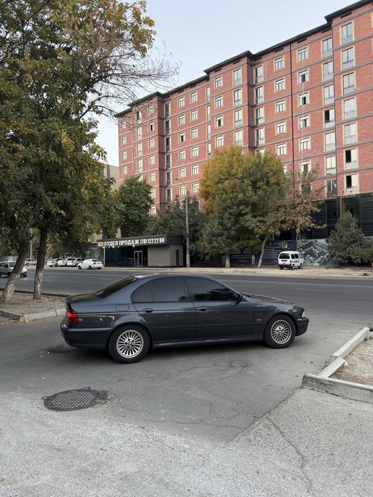 BMW E39 2.5L Аренда с Выкупом