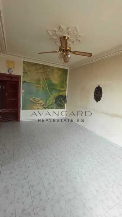 Продава се Тристаен апартамент в Пловдив, Кючук Париж - 67 кв.м за 1687 €/кв.м - Снимка #7