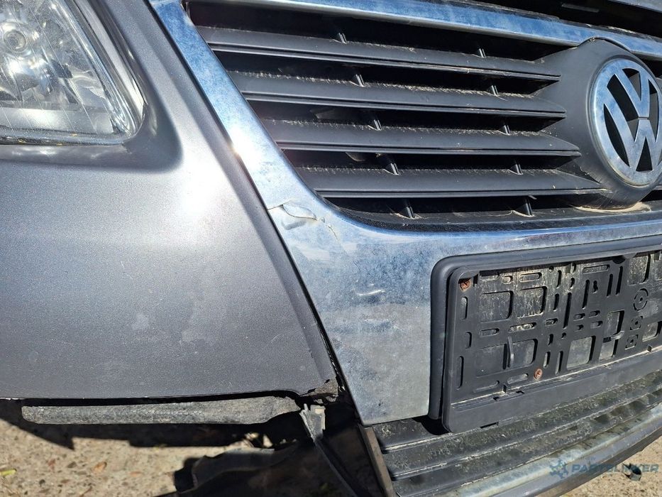 Grilă față VOLKSWAGEN PASSAT Variant 3C5 2008 1.9 TDI BLS 77KW|105HP 2008