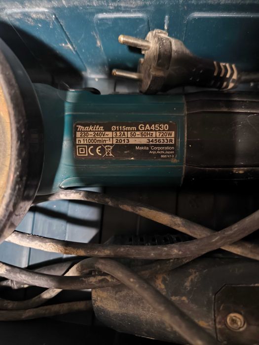 Siri, Bosch, Metabo, Makita ,Diadora продавам