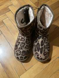 Ghete/cizme noi UGG animalprint