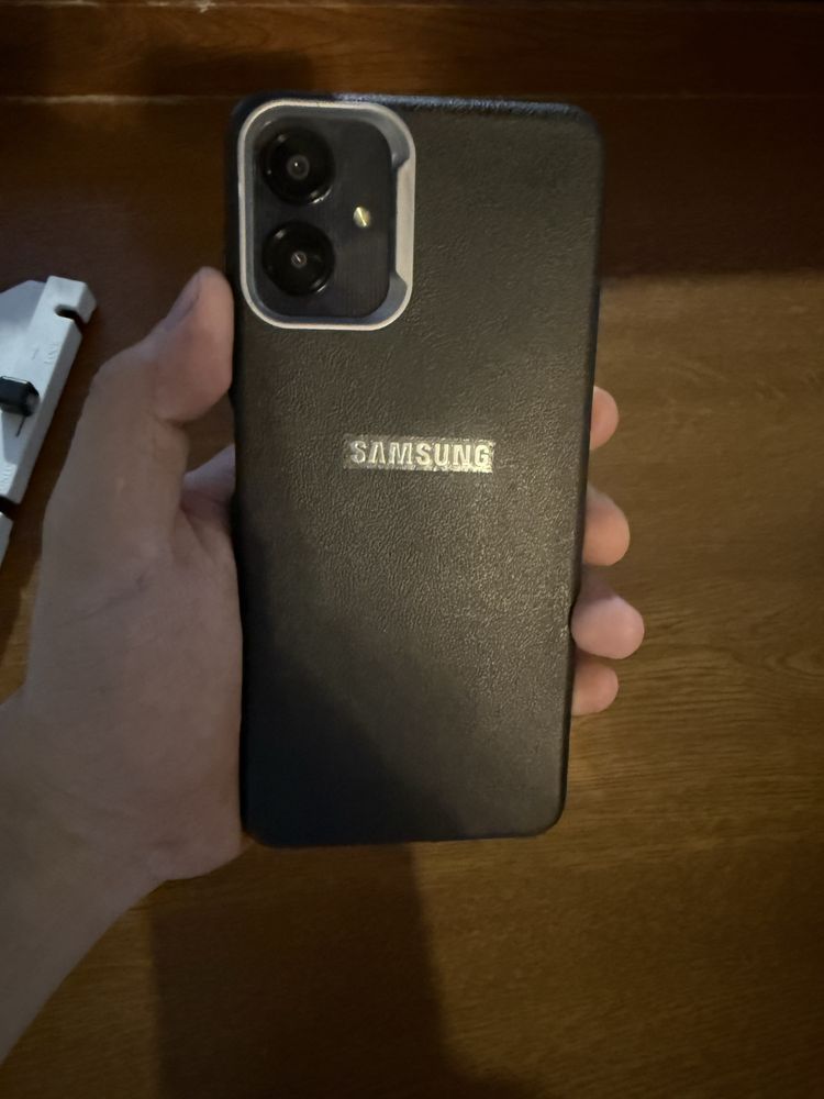 СРОЧНО продам Samsung A06