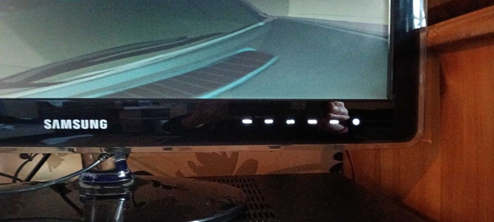 Монитор 23" Samsung SyncMaster P2370, Full HD  - Отлично състояние