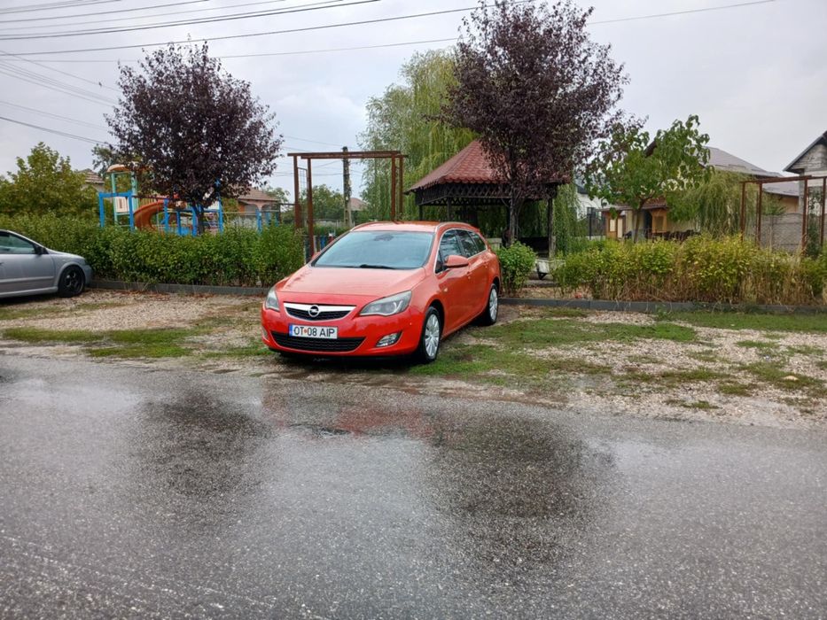 Opel astra j sport tourer