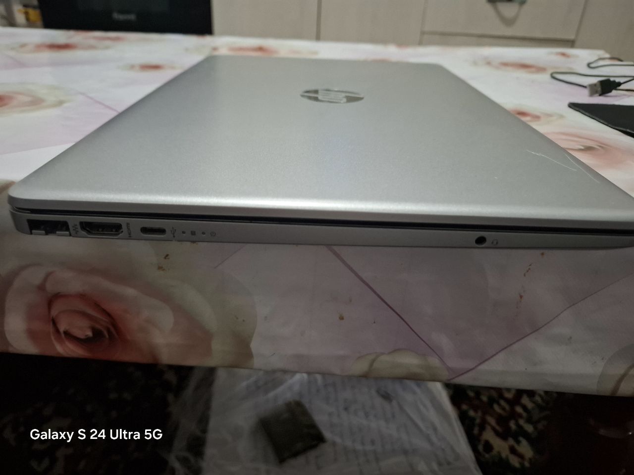 Hp 8ga 256 gb holati a'lo qotmaydi