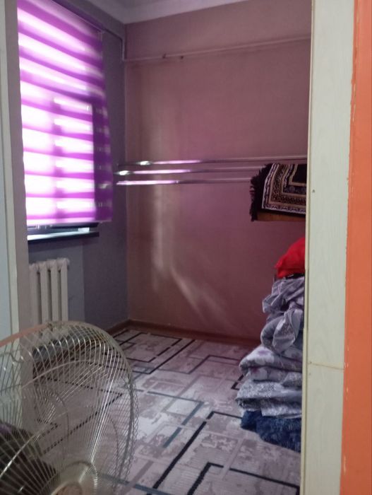 Продаются под офис 2их3 комната Чиланзар 6