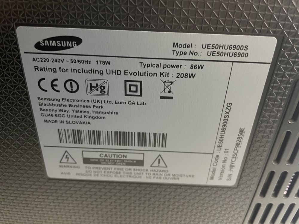 Телевизор Samsung Smart 4K 50 инча