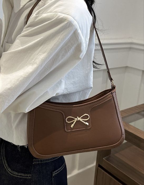 Стильная сумочка через плечо