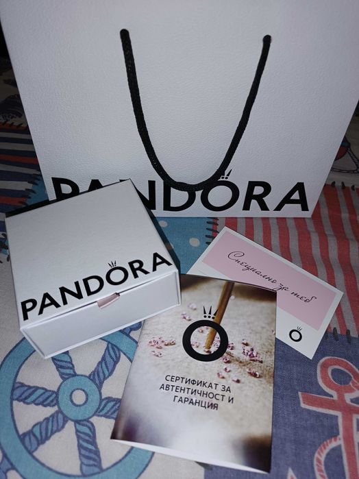 НОВА! Pandora гривна ,, Изкуството да бъдеш жена,,