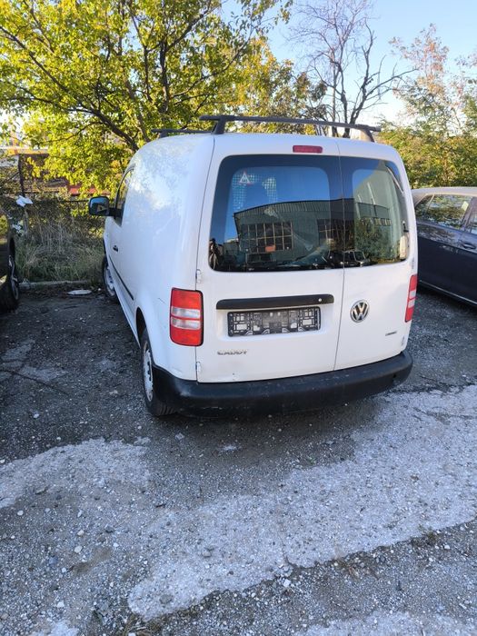 Фолксваген кади На части бензин