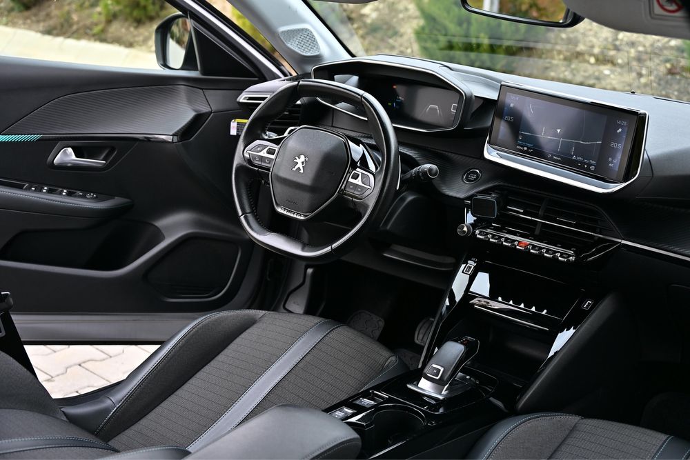 Vand Peugeot 208 Allure Extra-Full