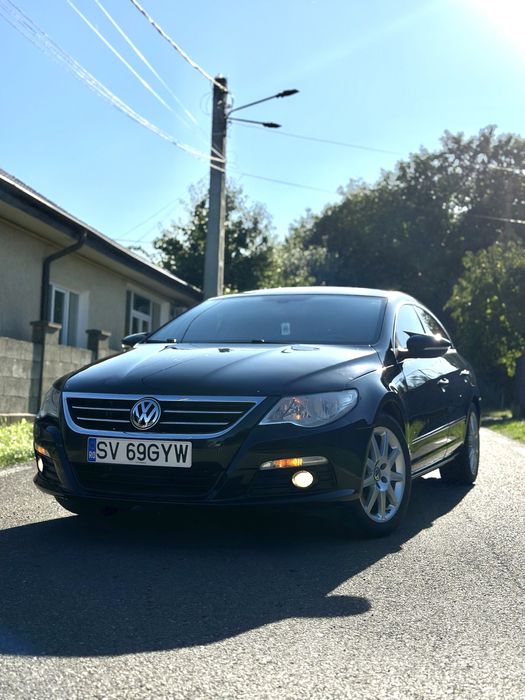 Vând Passat CC.