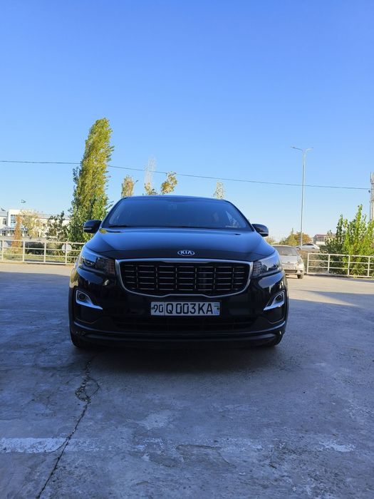 Kia Carnival xalati yaxshi