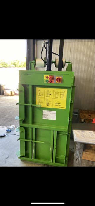 PROMOTIE‼️Presa de balotat deseuri RTV4 (Carton,Folie,Pet, Hartie)