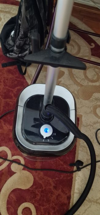 Vând Aparat de calcat vertical cu aburi Tefal Pro Style IT3440E0 !