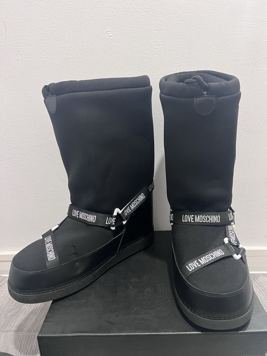 Дамски боти и ботуши