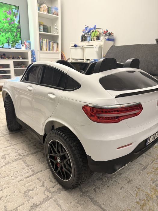 Masina electrica cu telecomanda GLE Coupe 2 locuri